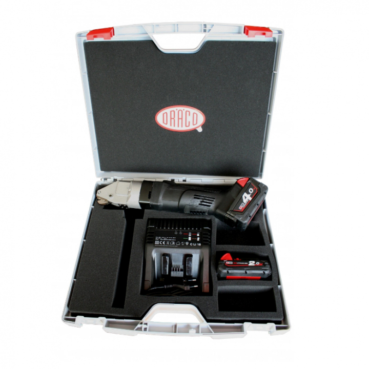 Radiesax AK3514-7R 18V- 4Ah+2Ah-box-ladd. i gruppen Elhandverktyg / Dräco plåtsaxar / Batteridrivna hos Uveco AB (270887)