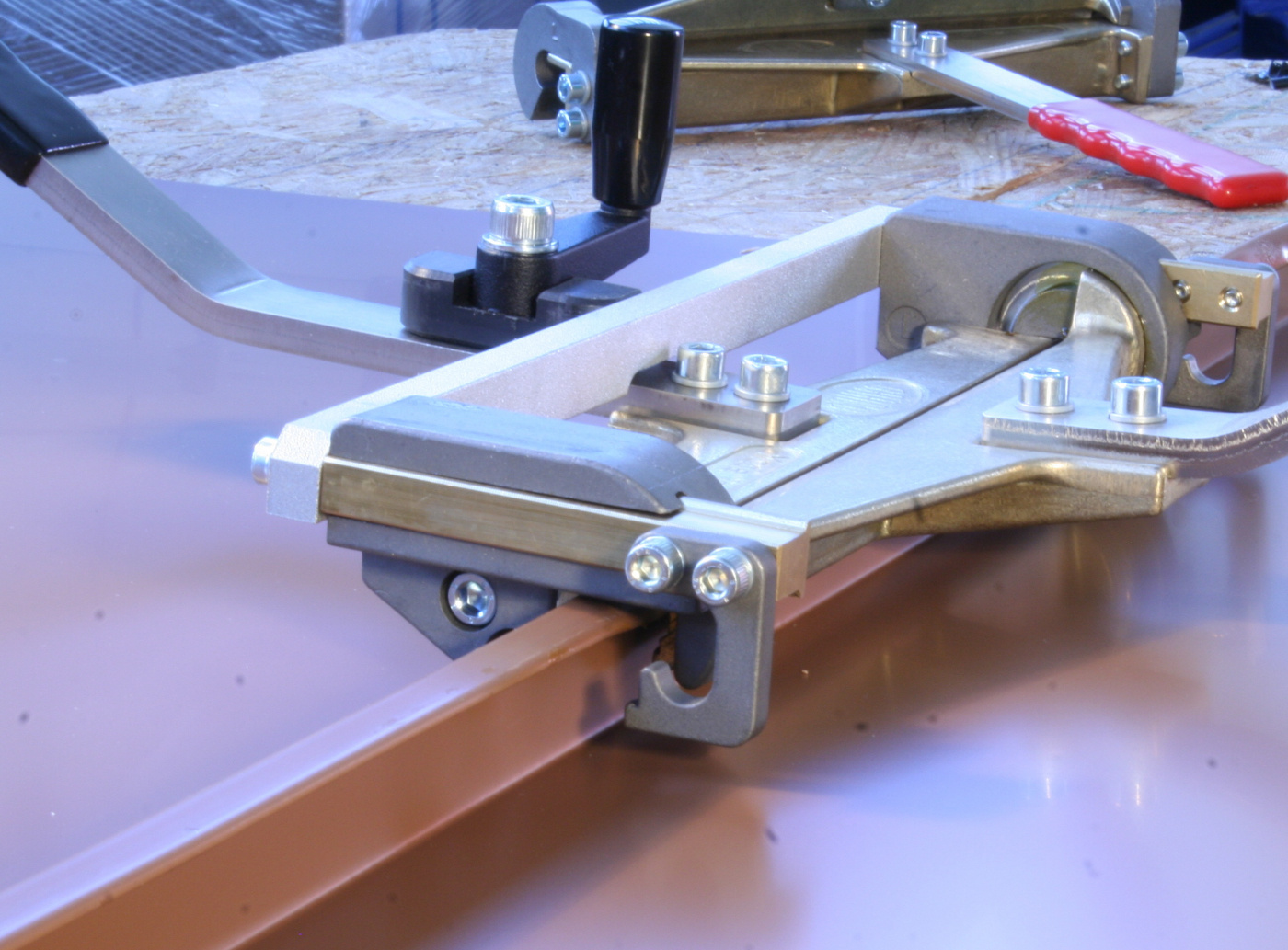 Double Lock Hand Seamer K 7 Dräco