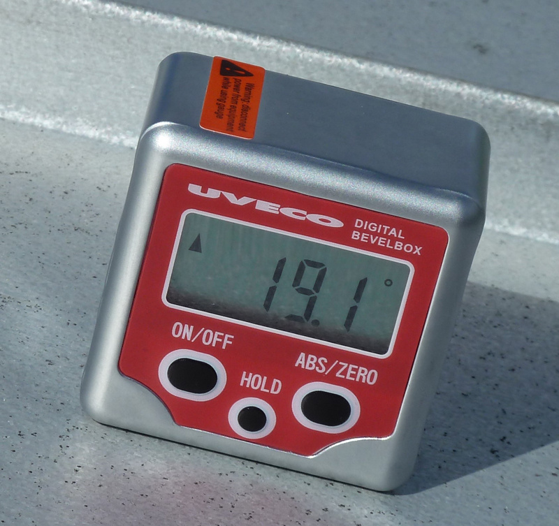 Digital protractor +/- 180*